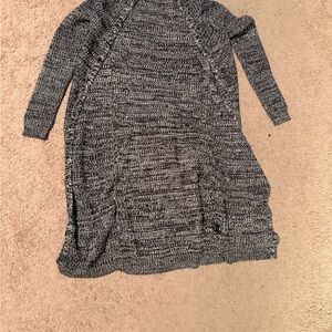 Women's Black and Gray cardigan